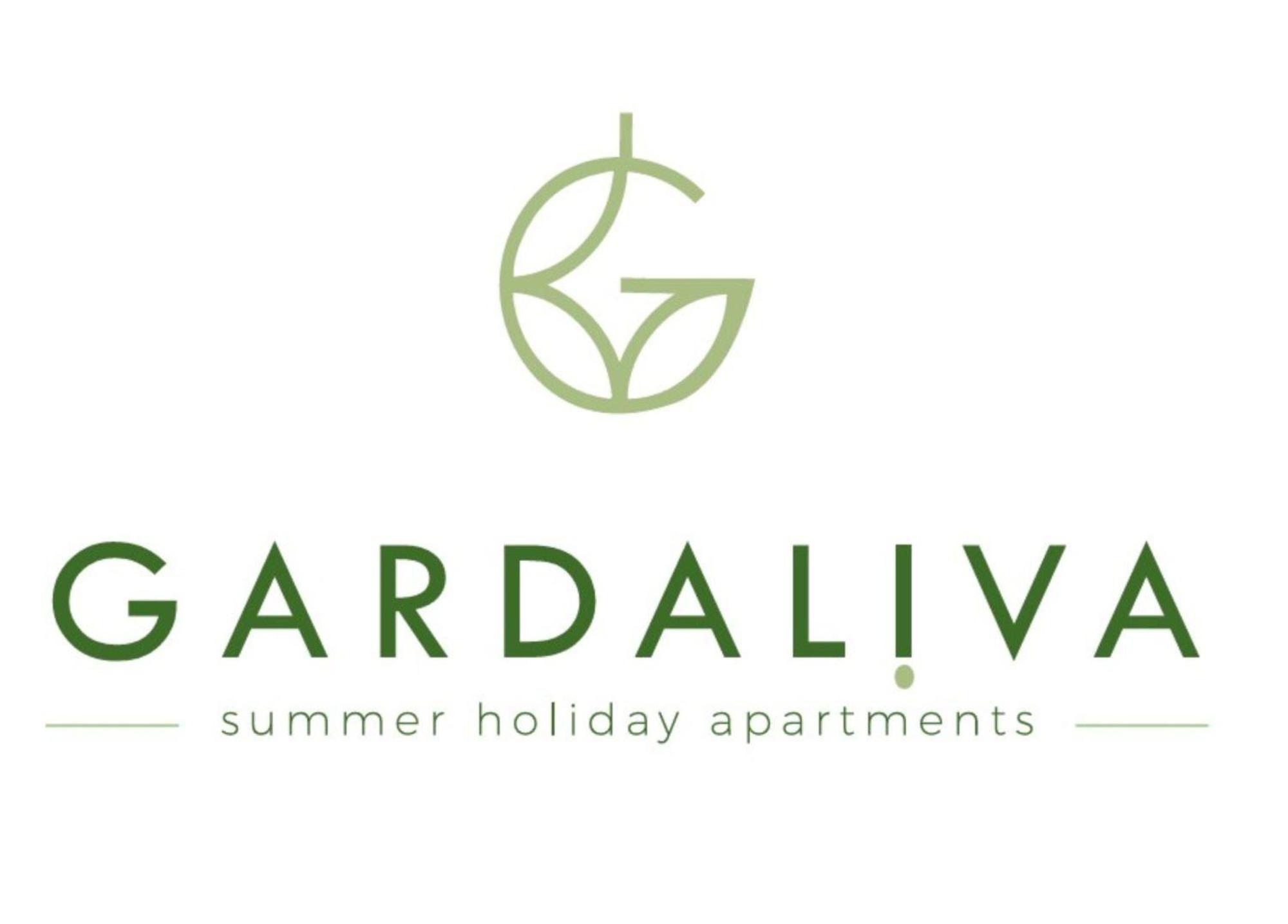 Gardaliva Blue Studio 3 Манерба-дель-Гарда Екстер'єр фото